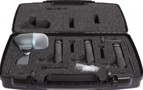 SHURE DMK57-52 универсальный комплект микрофонов для подзвучивания барабанов. В комплекте: 3 х SM57, 1 х BETA52A, 3 х A56D (крепление), жесткий кейс.
