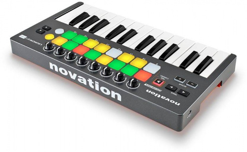NOVATION LaunchKey Mini контроллер, 25 клавиш, 16 трехцветных пэдов, питание по USB фото 2