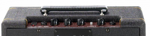 VOX PATHFINDER 10 транзисторный гитарный комбо-усилитель. Мощность 10 Ватт. 1 динамик 6,5 дюймов. 1 чистый канал, 1 канал перегруза. Модель динамиков: фото 7