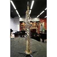 Stephan Weis SS-100D Сопрано-саксофон, корпус-латунь, лак-золото, светлые клапаны, легкий кейс
