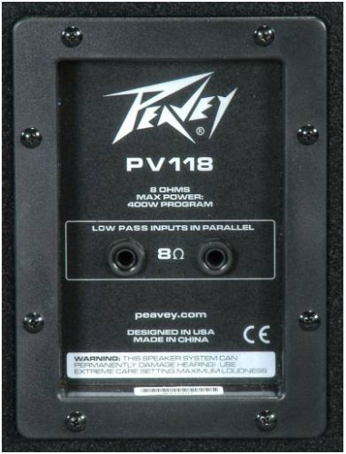 PEAVEY PV 118 сабвуфер, 400Вт Program, 800Вт Peak, 8 Ом, 1 x 18" динамик, пассивный кроссовер, 40 - 180 Гц, крепление для стойки, ворсовое покрытие. фото 2