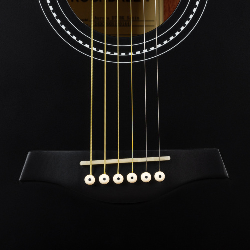 ROCKDALE Aurora D7 BK Satin Акустическая гитара Форма корпуса Dreadnought. Цвет черный. Сатиновое покрытие. Верхняя дека из ели. Нижняя дека и обечайк фото 3