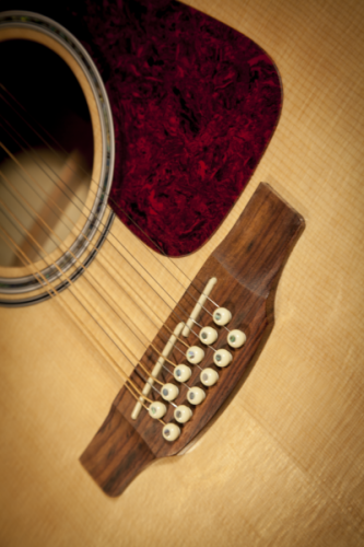 TAKAMINE G70 SERIES GJ72CE-12NAT 12-ти струнная электроакустическая гитара типа Jumbo, цвет натуральный, топ - массив ели, нижняя дека и обечайка - ог фото 4
