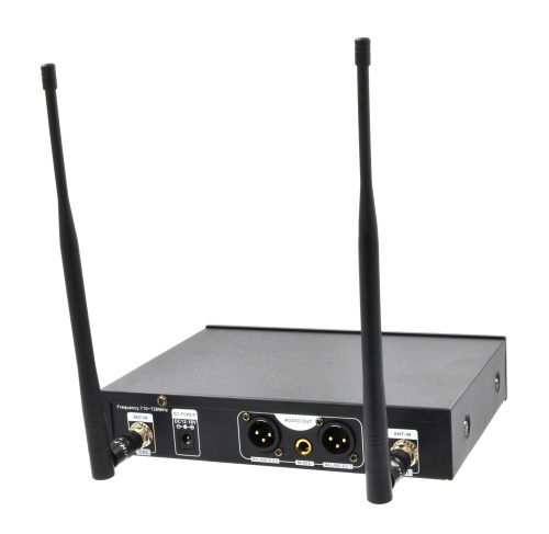 Axelvox DWS7000HT (HT Bundle) Микрофонная радиосистема с DSP, UHF 710-726 MHz, 100 каналов,LCD дисплей, 2х ИК порт, 2 ручных микрофона, 2 держателя на фото 3