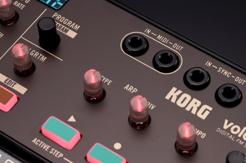 KORG Volca FM2 компактный цифровой FM синтезатор фото 3