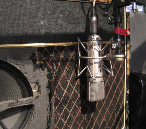 NEUMANN U 87 Ai Studio Set студийный конденсаторный микрофон с держателем типа паук и кейсом цвет фото 10