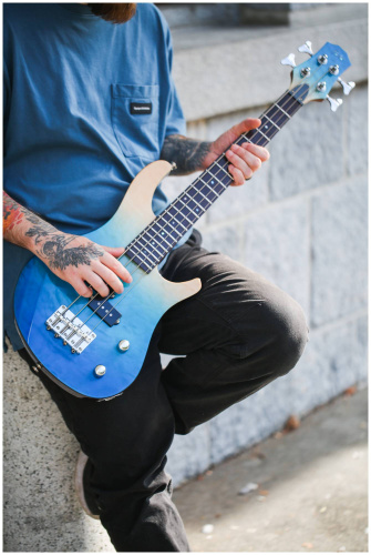 FLIGHT Mini Bass TBL электроукулеле бас, цвет transparent blue, чехол в комплекте фото 9