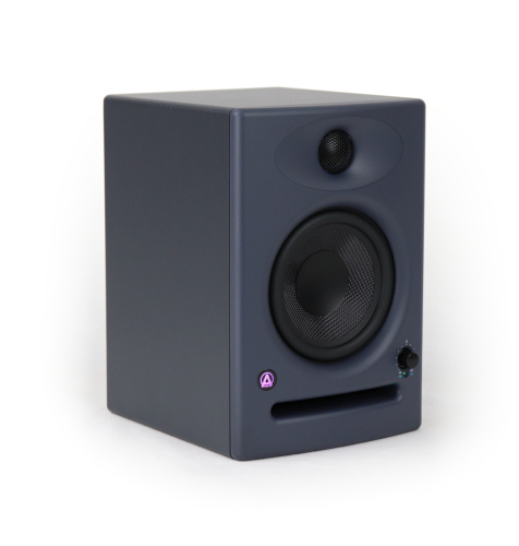 AuraSonics SOURCE 5 активный студийный монитор (bi-amp) 5,25" стекловолокно +1" шёлк, регулятор громкости, 45+35Вт, 55-22000Гц 102дБ(пик), крепление н фото 2