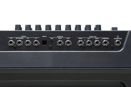 Kurzweil PC4 Синтезатор рабочая станция, 88 молоточковых клавиш, полифония 256, цвет чёрный фото 5