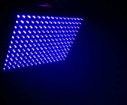 CHAUVET-DJ TFX-UVLED - LED Shadow светодиодный ультрафиолетовый прожектор. 192х0,25Вт UV светодиодов, управление 3 канала DMX, угол раскрытия 28град,  фото 2